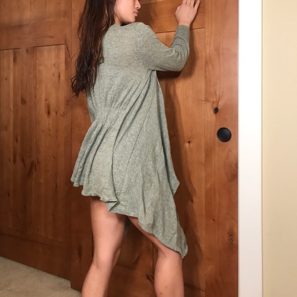 One A Cardigan - Picture 2 of 6